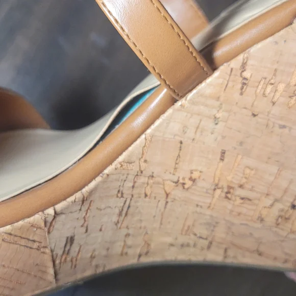 Tommy Hilfiger Brown Wedge Sandals With Cork Platform - Picture 8 of 14